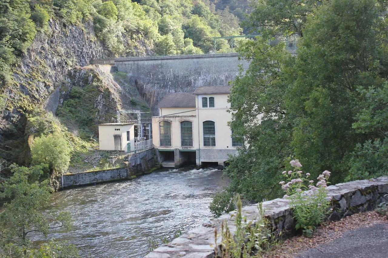 Maison Le Barrage Bed & Breakfast Saint-Gervais-d'Auvergne